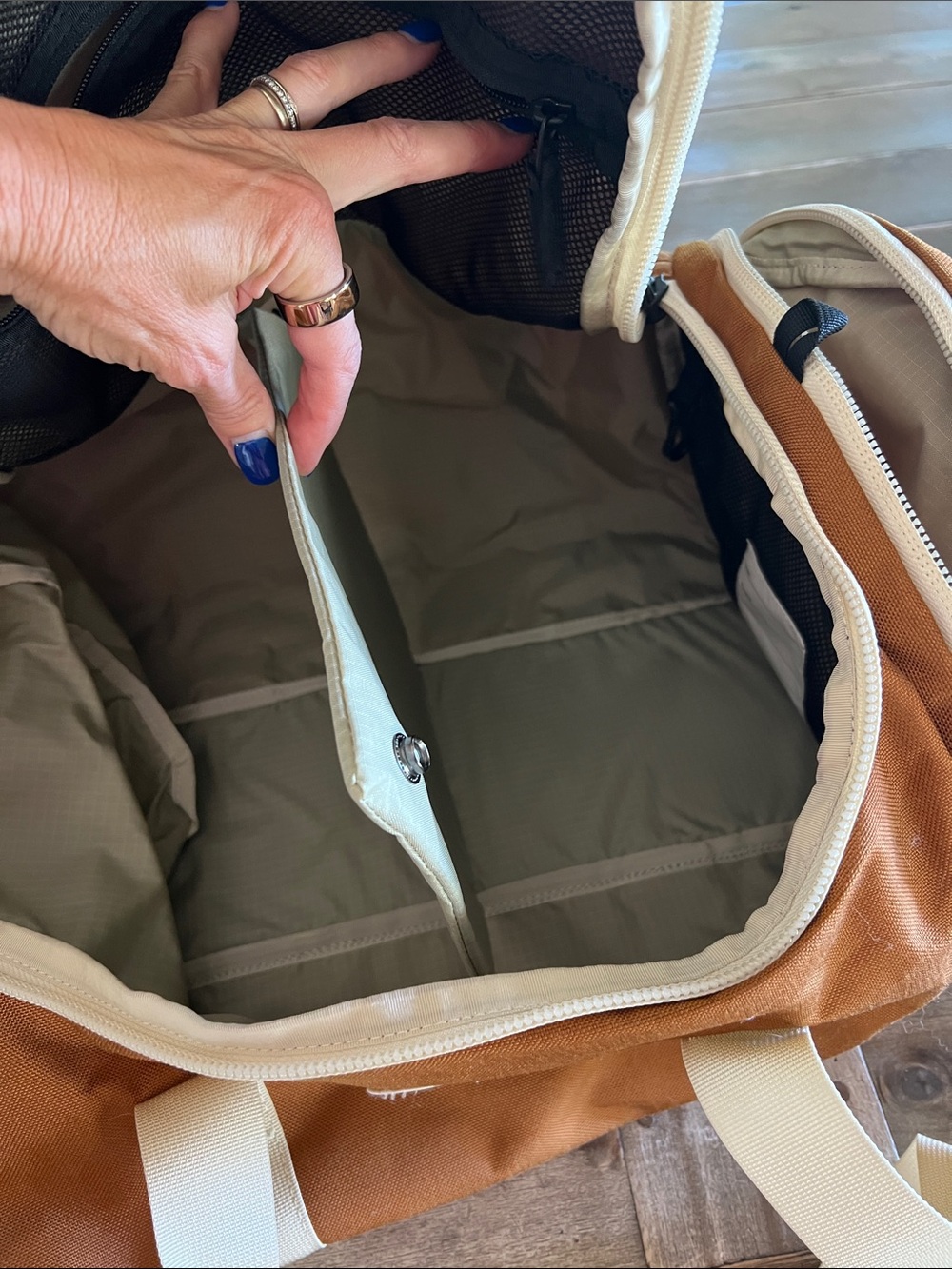 Walker Family Goods States Duffle Bag - Picture 7 of 9